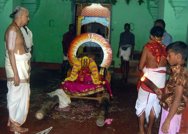 Thirukannamangai Manavala Mamuni Utsavam day 2 2014-01