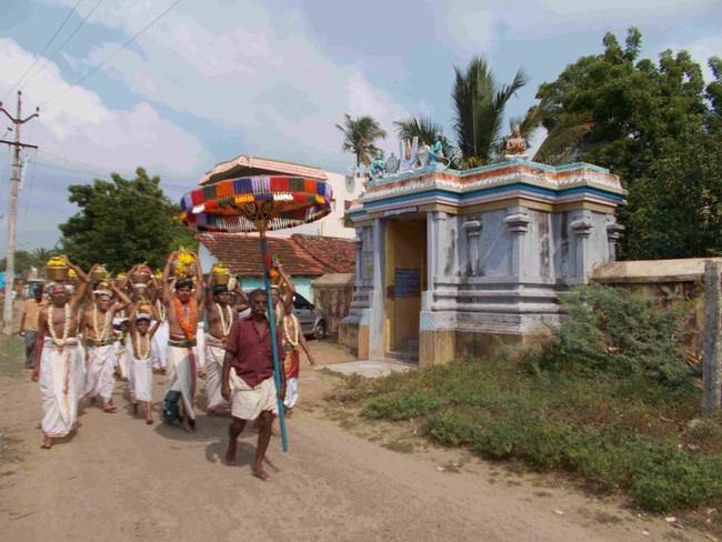 Thirukannamangai Swami Desikan Thirunakshatra utsavam Satrumurai Fetching water from kaveri 2014 18