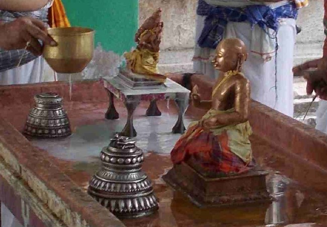 Thirukannamangai Swami Desikan Thirunakshatra utsavam Satrumurai  Thirumanjanam  2014 01