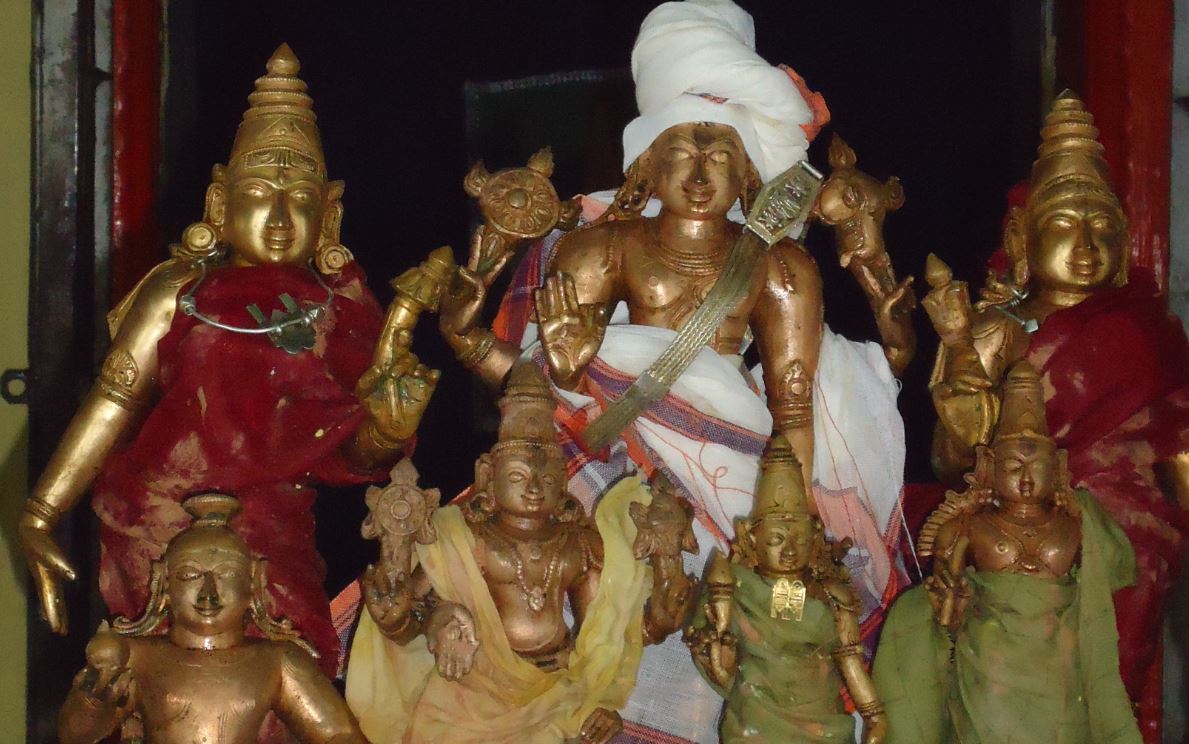 Thirukurallapan Sannadhi Deepavali Thirumanjanam