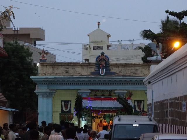 Thiruvallur Sri Veeraraghava Perumal Temple Sriperumbudur Uthsavam Part 1 10-10-2014  34