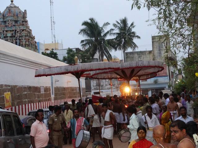 Thiruvallur Sri Veeraraghava Perumal Temple Sriperumbudur Uthsavam Part 1 10-10-2014  35