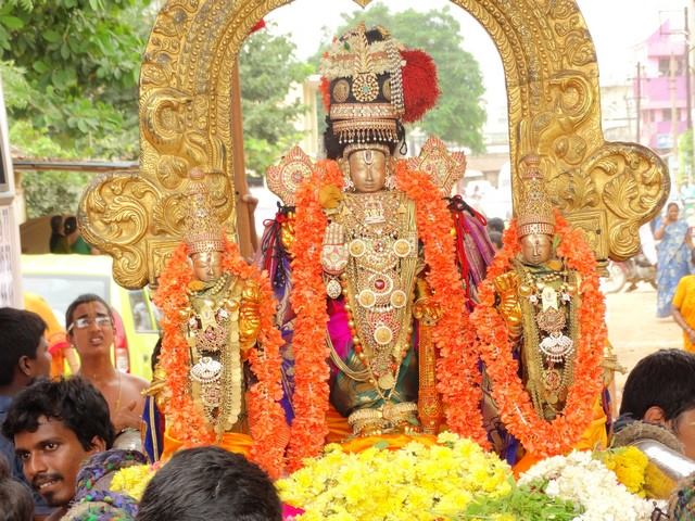 Thiruvallur Sri Veeraraghava Perumal Temple Sriperumbudur Uthsavam Part 2 11-10-2014  23