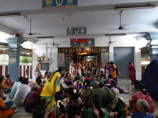 Thiruvallur Sri Veeraraghava Perumal Temple Sriperumbudur Uthsavam Part 3 11-10-2014  01