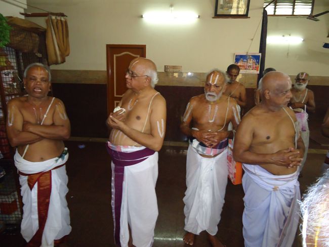 aathivan sadagopaswami - swami desikan = kanji ahobilamadam (52)