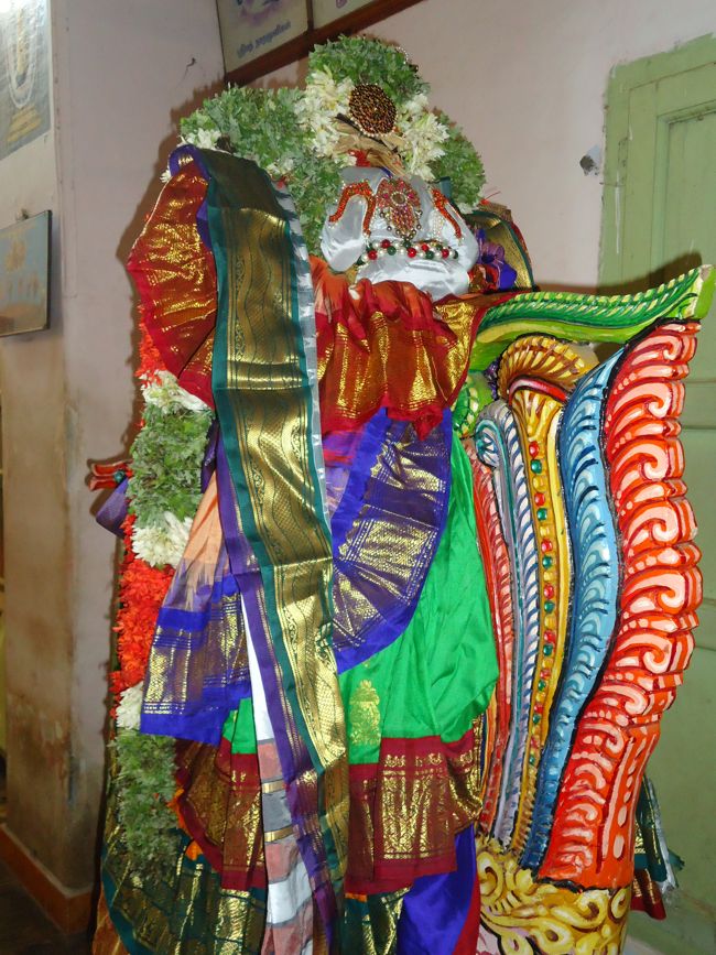 sri poundrigapuram ashram swami sri desikan hamsa vahanam 28th oct 14 4 to 5pm (4)