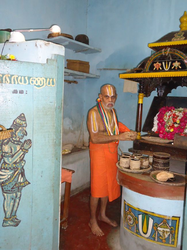 5th nov 14 poundrikapuram andavan ashramam - kaingaryam (6)