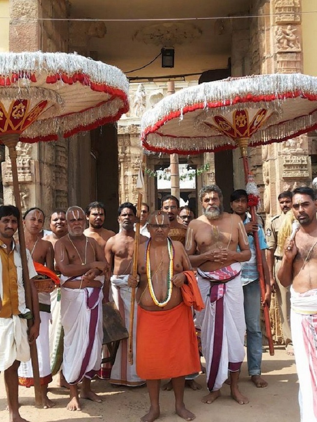 HH 46th Srimath Azhagiyasingar Mangalasasanam At Lower Ahobilam Sri Prahaladavardan Sannidhi6