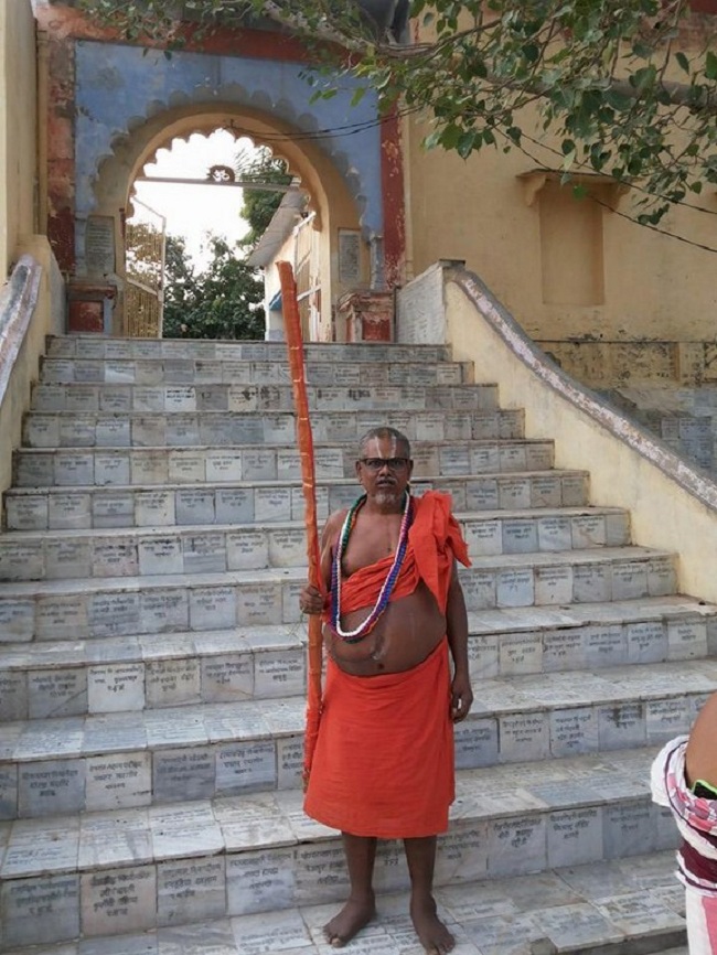 HH 46th Srimath Azhagiyasingar Vijaya Yathirai to Gokulam (Thiruvaipaadi)29