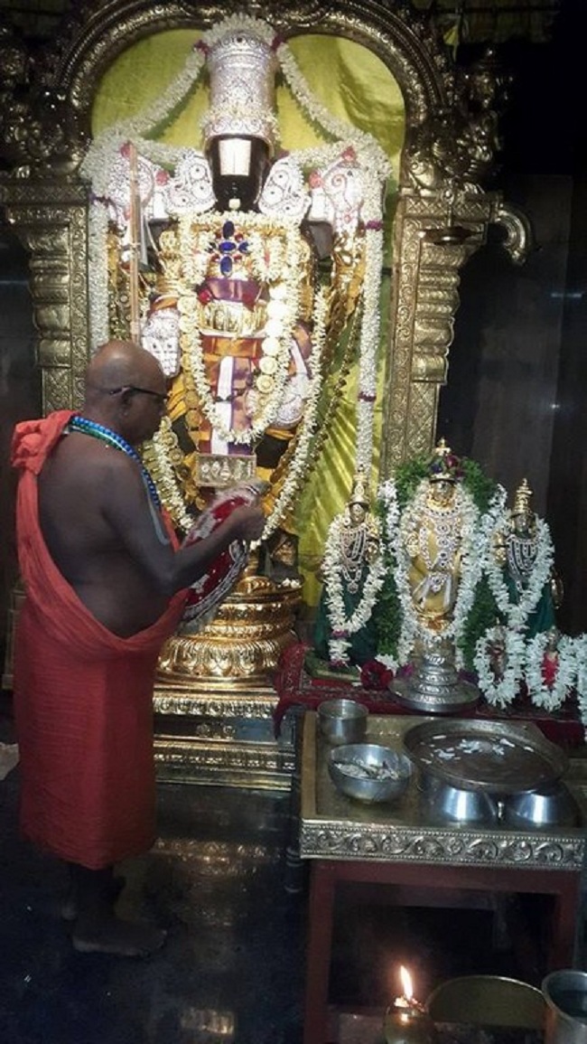 HH 46th Srimath Azhagiyasingar Vijaya Yathirai to Pune Ahobila Mutt Sri Balaji Mandir22