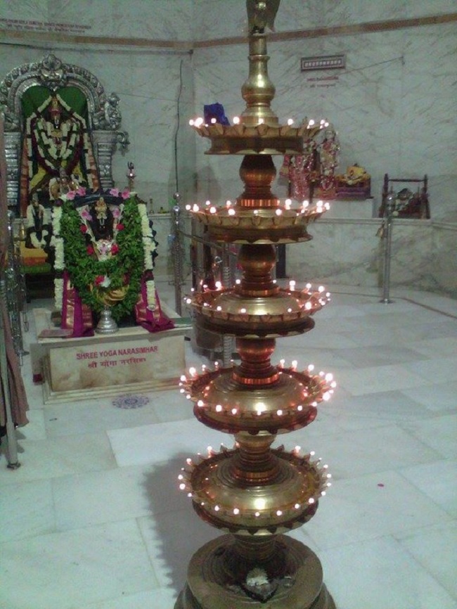 Hazira Sri Balaji Temple Karthikai Nyaayitru kizhamai Utsavam7