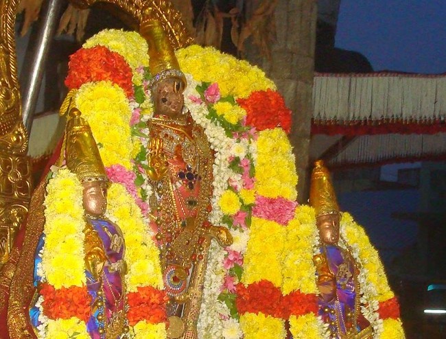 Kanchi Sri Devaperumal Aippasi Sravana Purappadu   2014 05