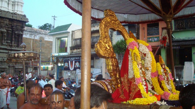 Kanchi Sri Devaperumal Karthikai Ammavasai Purappadu 2014-11