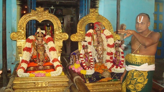 Kanchi Sri Devapperumal Temple Thatha Desikan Thirunakshatra UTsavam evening purappadu-201407