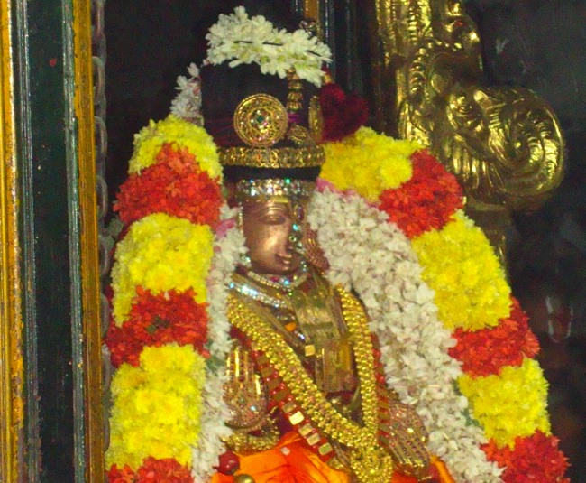 Kanchi Sri Perundhevi Thayar Sukravara Aippasi Purappadu 2014-01
