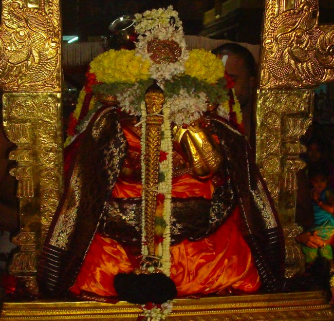Kanchi Sri Perundhevi Thayar Sukravara Aippasi Purappadu 2014-04