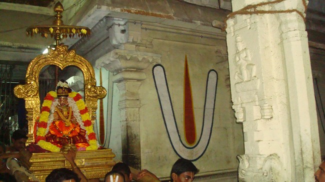 Kanchi Sri Perundhevi Thayar Sukravara Aippasi Purappadu 2014-14