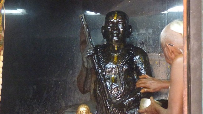 Mukkur Azhagiyasinga Karthikai  Hastha Thirumanjanam  2014 02
