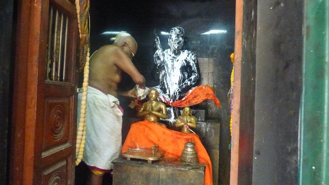 Mukkur Azhagiyasinga Karthikai  Hastha Thirumanjanam  2014 04