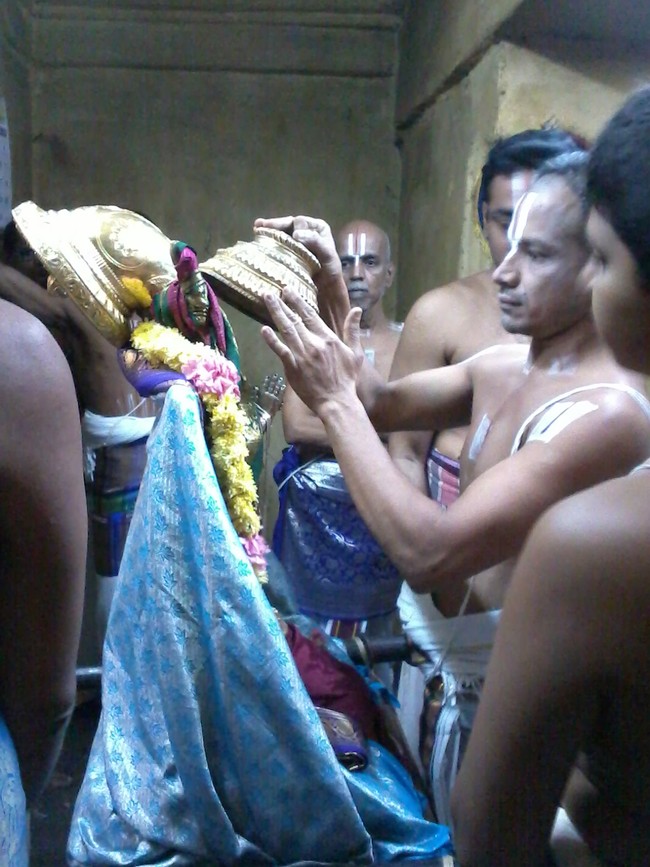 THiruvekka Poigai Azhwar Avatara utsavam day 10  morning thanga pallaku 02