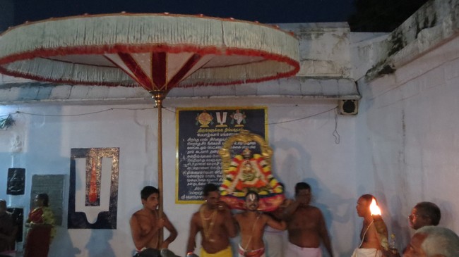 THiruvelukkai Vanabhojana Utsavam Evening Purappadu-201404