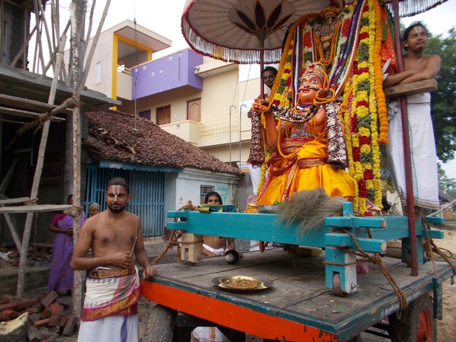 Therazhundur Amaruviappan Pavithrotsava Udhaya Garuda Sevai 2014 04