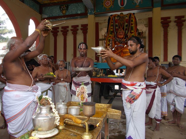 Therazhundur Amaruviappan Pavithrotsava Udhaya Garuda Sevai 2014 10