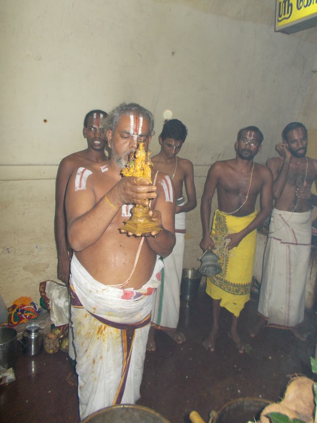 Therazhundur Sri Govindarajan Sri ranganathan Sannadhi Pavithrotsavam  Thirumanjanam 2014 10