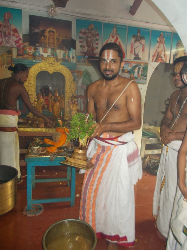 Therazhundur Sri Govindarajan Sri ranganathan Sannadhi Pavithrotsavam  Thirumanjanam 2014 34