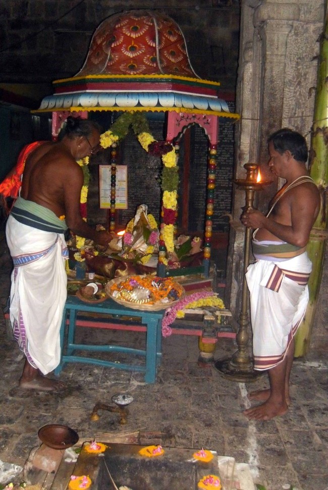Thirukannamangai Sri bhakthavatsala Perumal temple pavithrotsavam day 1   2014 04