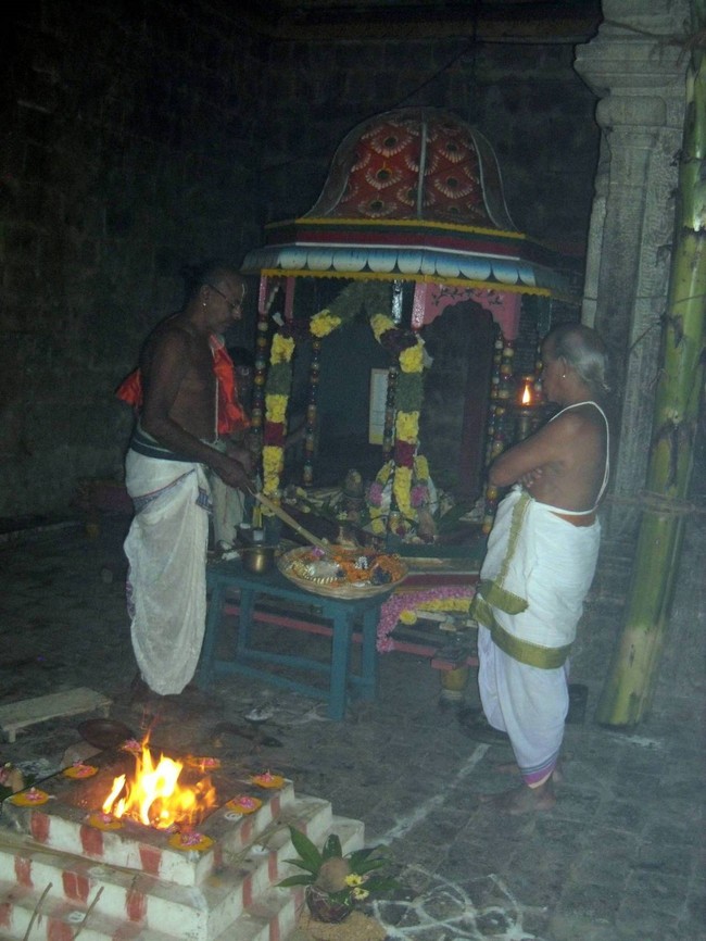 Thirukannamangai Sri bhakthavatsala Perumal temple pavithrotsavam day 1   2014 08