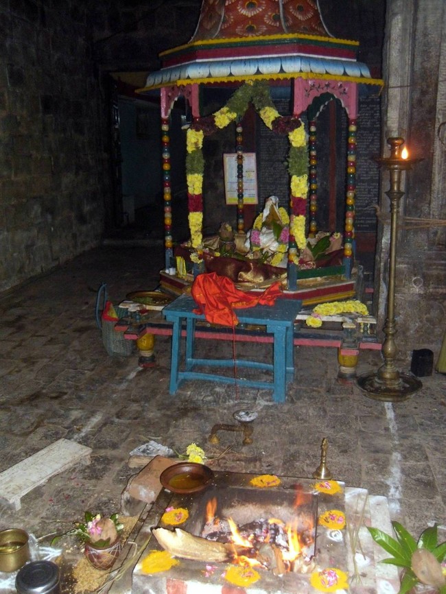 Thirukannamangai Sri bhakthavatsala Perumal temple pavithrotsavam day 1   2014 09