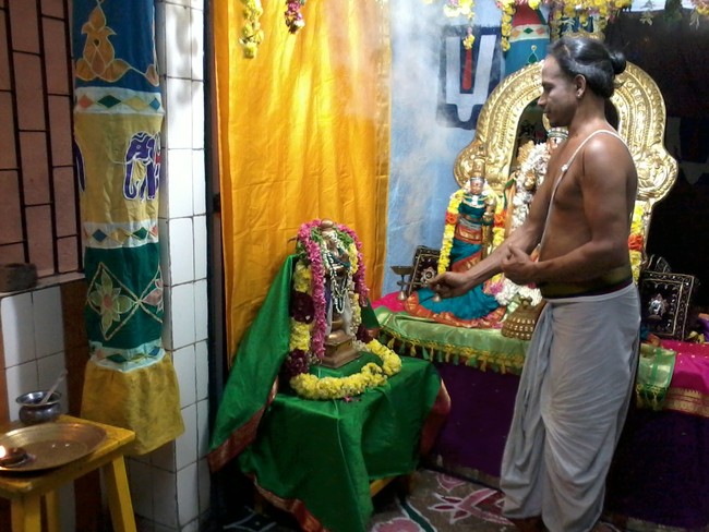 Thiruvelukkai Poigai Azhwar Mangalasanam 2014 08
