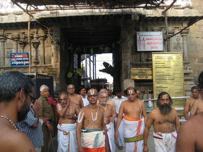 Tirupathi Sri Govindaraja Swamy Temple Swami Desikan Avatara Utsavam-Mangalasasanam24