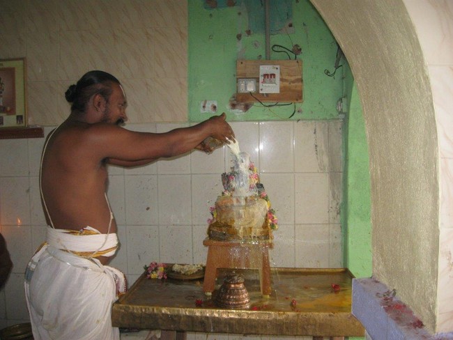 Vilakudi Sri Kasturiranga Perumal Temple Swami Desikan Theerthavari Utsavam   2014 06