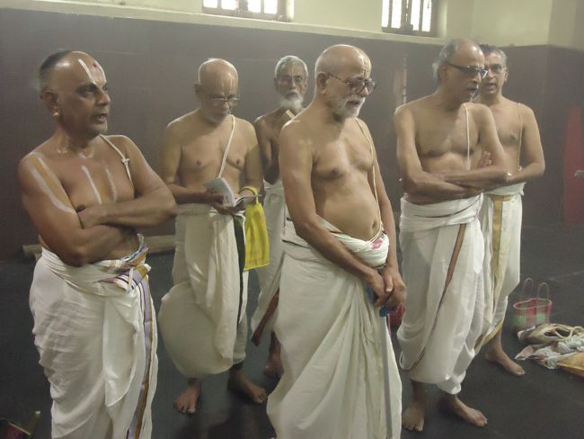 chithirai veethi aandavan ashramam desikan maasa sravanam (40)
