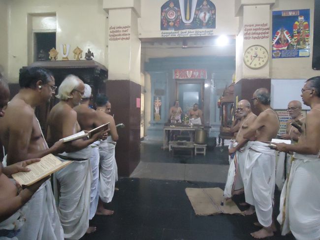 chithirai veethi aandavan ashramam desikan maasa sravanam (43)
