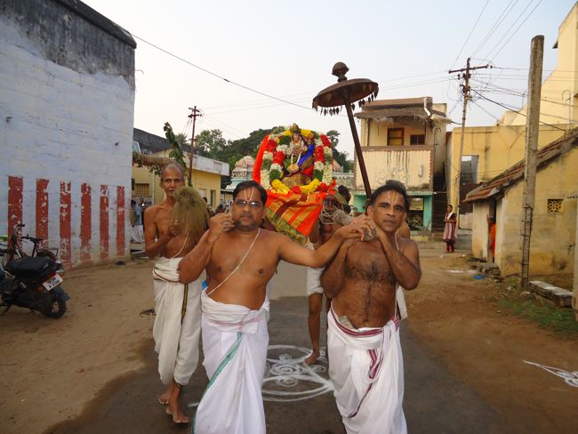 6th dec 14 sri lakshmi narayana perumal - karthigai deepam 10 avatharam sannathi (16)