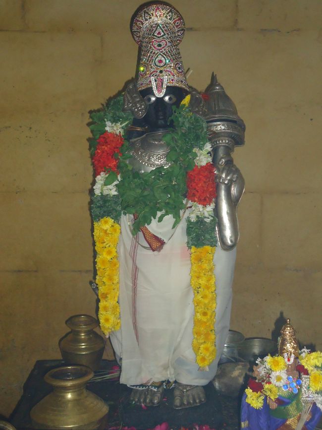 7th dec 14 thirukurallapan sannathi sahasradeepam (23)