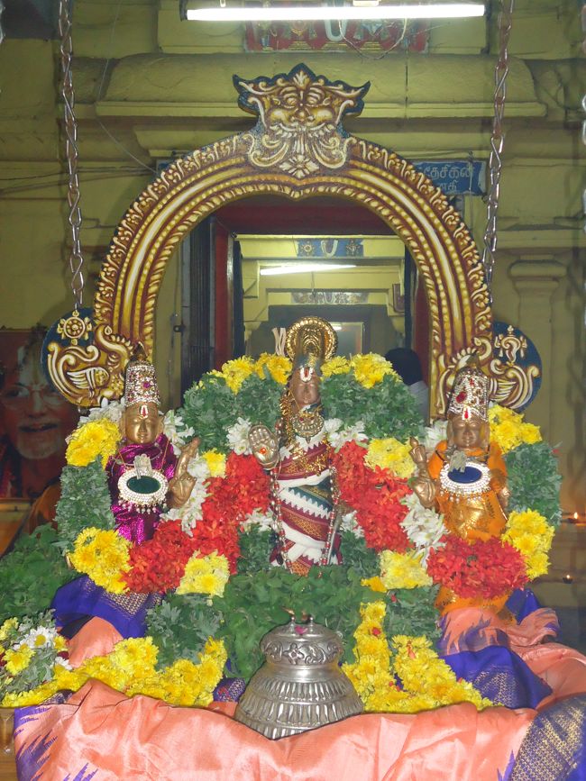 7th dec 14 thirukurallapan sannathi sahasradeepam (25)