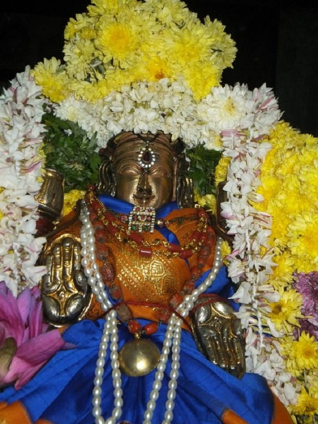 Aminjikarai Sri Perundevi Thayar Karthikai Vellikizhamai Purappadu4