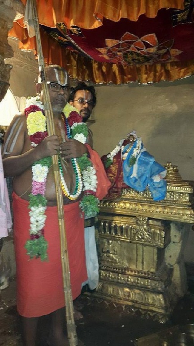 HH 46th Srimath Azhagiyasingar Irandam Naal Mangalasasanam At Azhwar Thirunagari Sri Adhinathar Kovil 1
