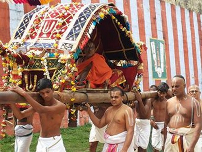 HH 46th Srimath Azhagiyasingar Mangalasasanam At Azhwar Thirunagari Sri Adhinathar Kovil 15