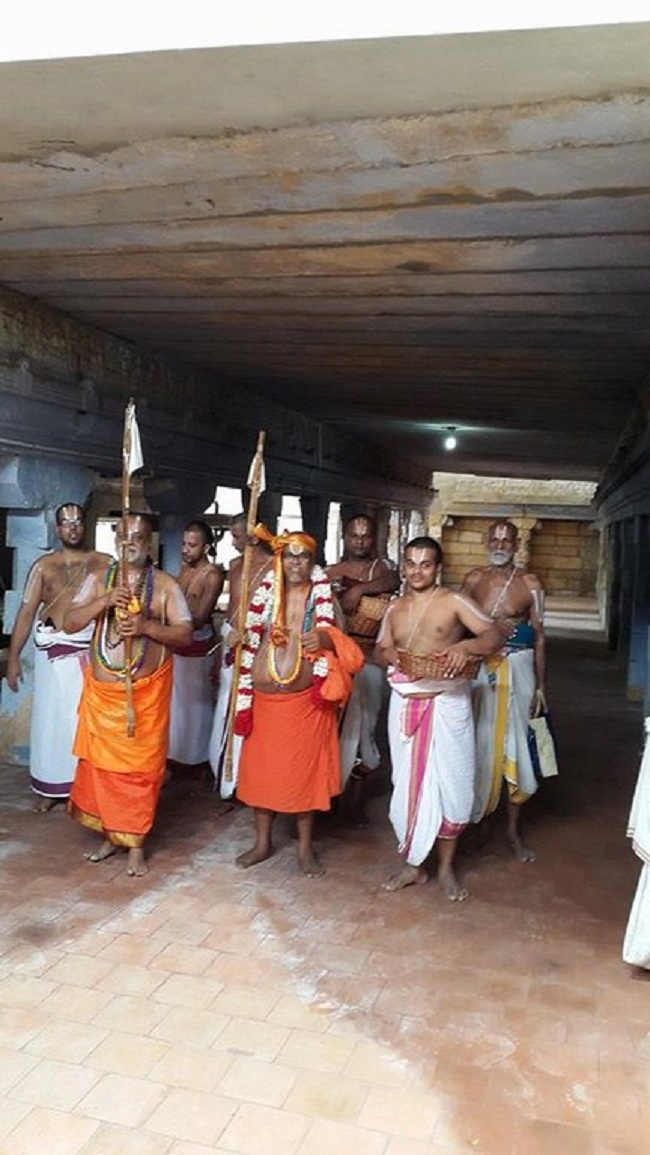 HH 46th Srimath Azhagiyasingar Mangalasasanam At Azhwar Thirunagari Sri Bhavishyadhacharyan Sannidhi 23