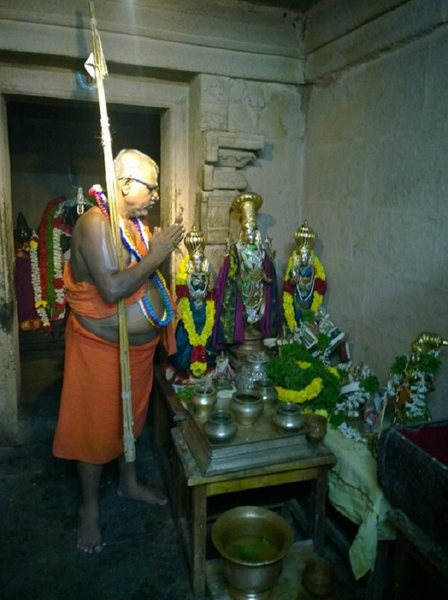 HH 46th Srimath Azhagiyasingar Mangalasasanam At Veeravanallur Sri Sundararaja Perumal15