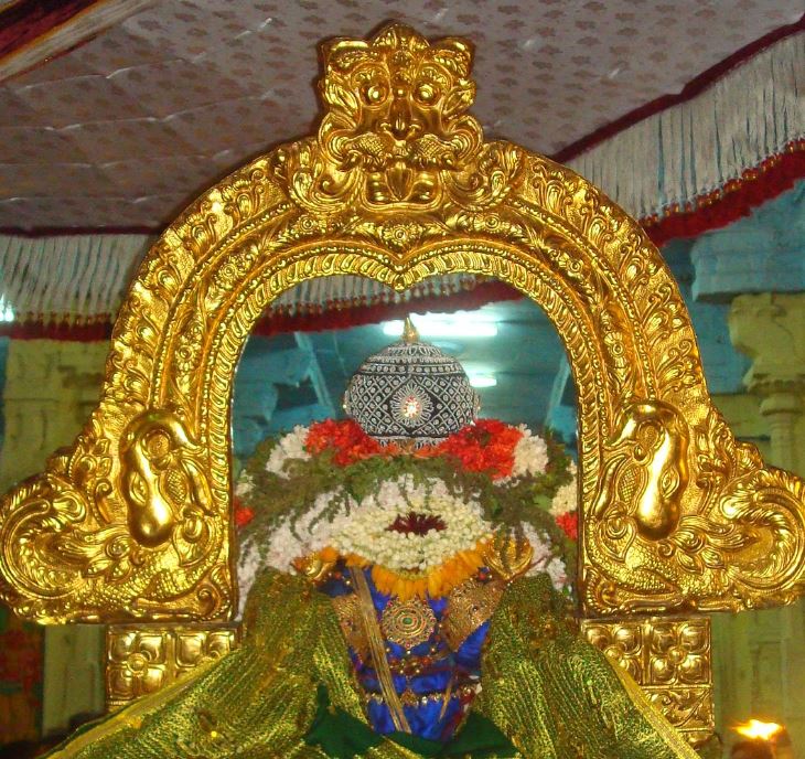 Kanchi Devaperumal  Jaya Karthikai Sukravara Irattai Purappadu 1-201413