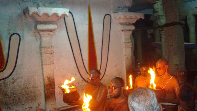 Kanchi Devarajaswami  Temple THirupaanazhwar and  Thirukarthikai Utsavam  -2014-08