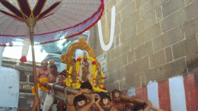 Kanchi Devarajaswami Temple Thirumangai Azhwar THirunakshatra i Utsavam  -2014-04