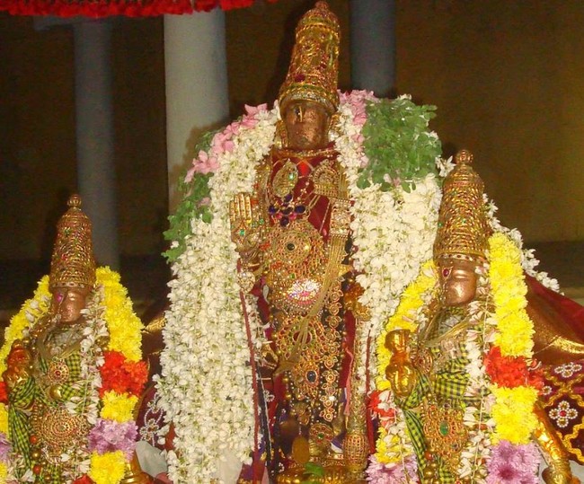 Kanchi Devarajaswami Temple Thirumangai Azhwar THirunakshatra i Utsavam  -2014-73