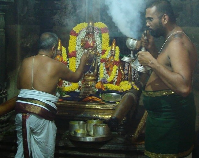 Kanchi Devarajaswami Temple Thirumangai Azhwar THirunakshatra i Utsavam  -2014-89